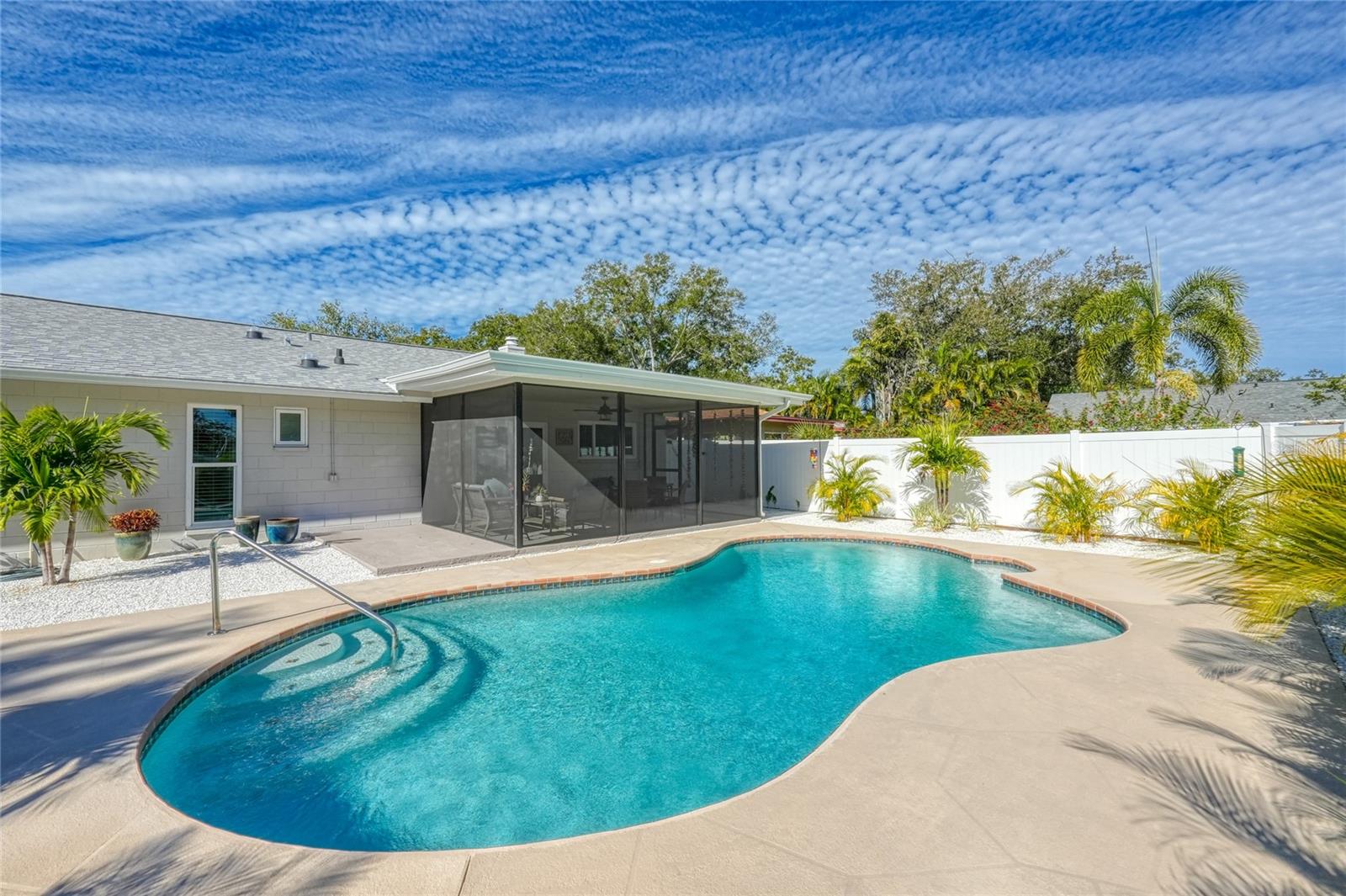 BEACON GROVES - Residential