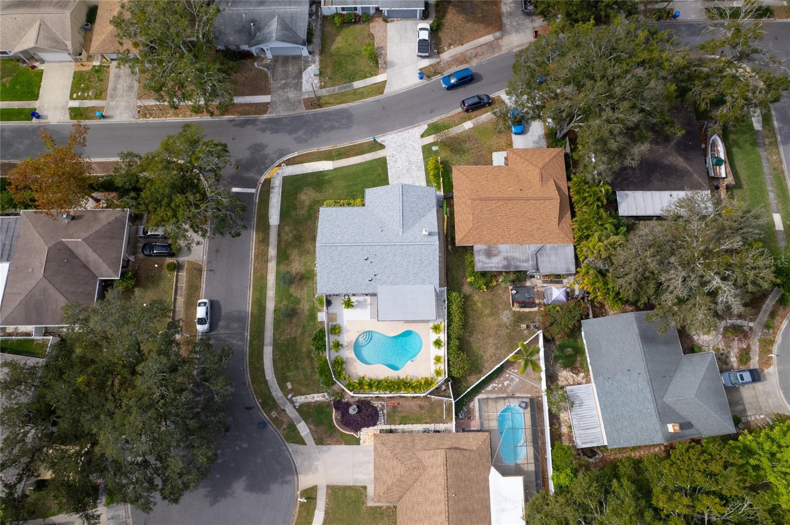 BEACON GROVES - Residential