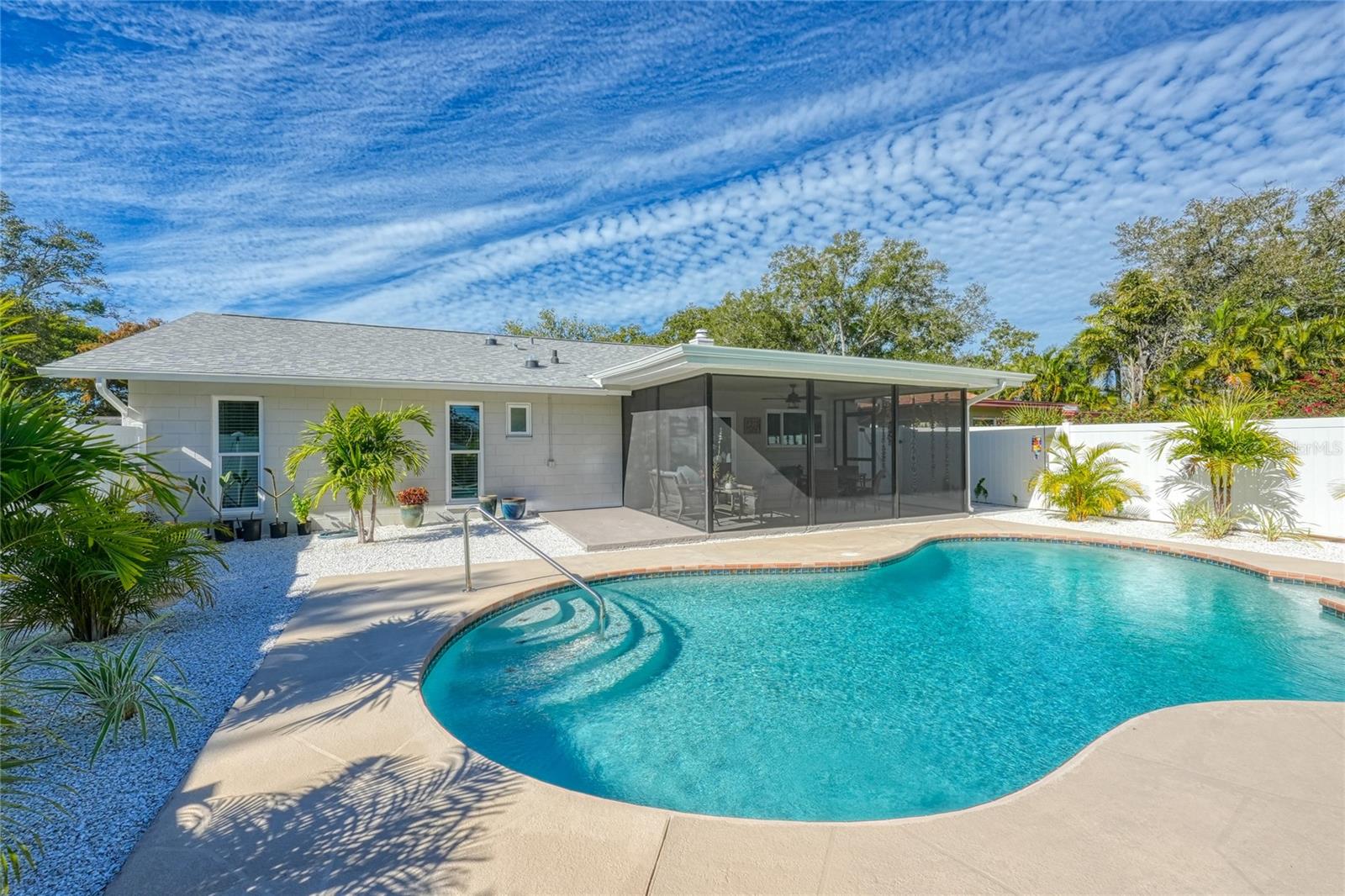 BEACON GROVES - Residential