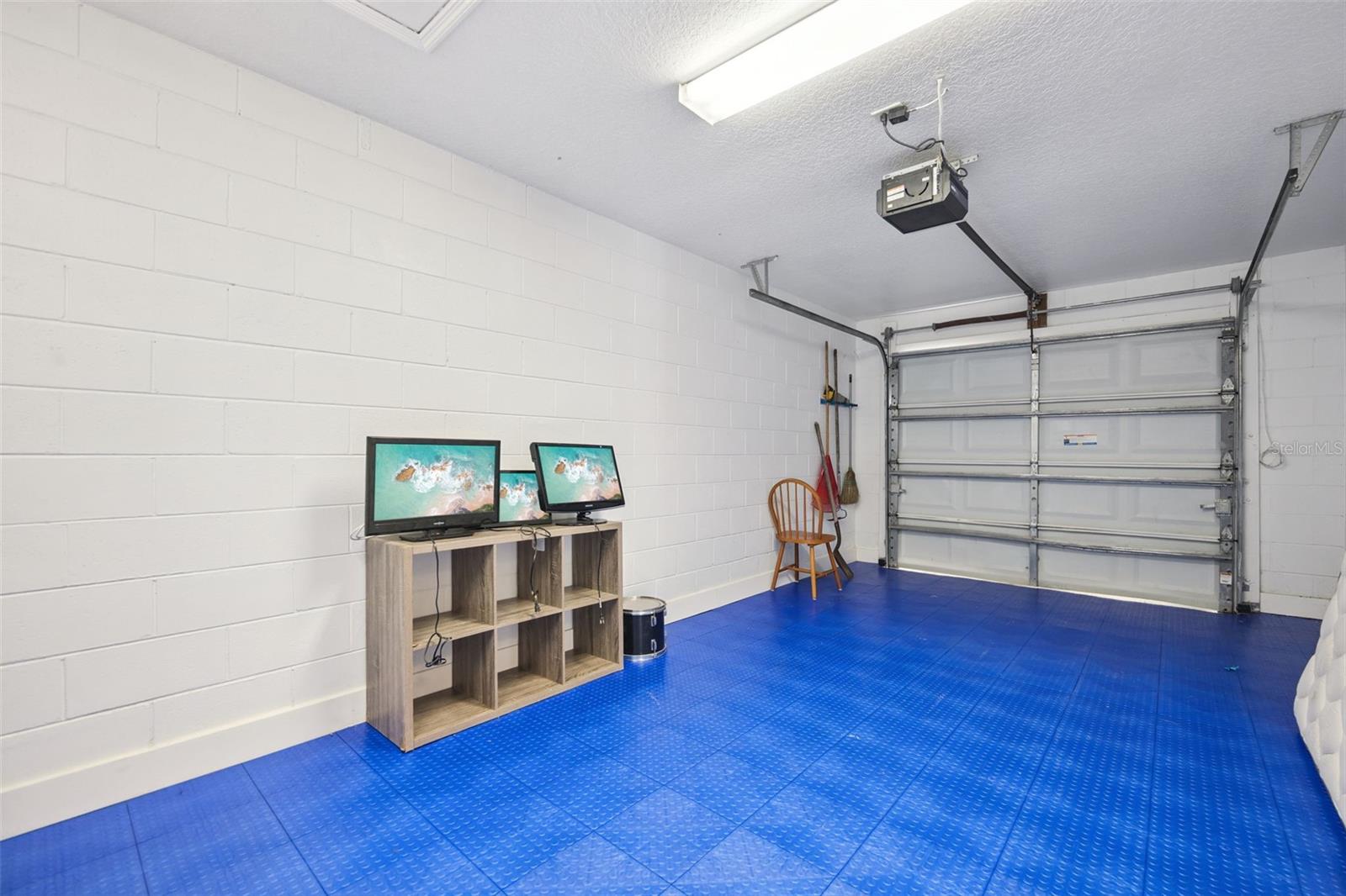 CLERMONT EDGEWOOD LAKE SUB - Residential