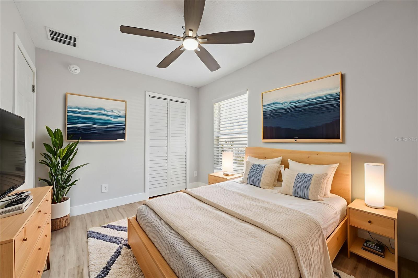 CLERMONT EDGEWOOD LAKE SUB - Residential