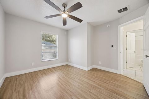 Tiny photo for 624 Brooke Court, Clermont, FL 34711 (MLS # S5140860)