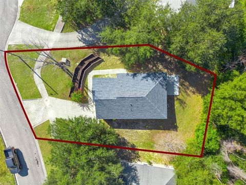Tiny photo for 624 Brooke Court, Clermont, FL 34711 (MLS # S5140860)