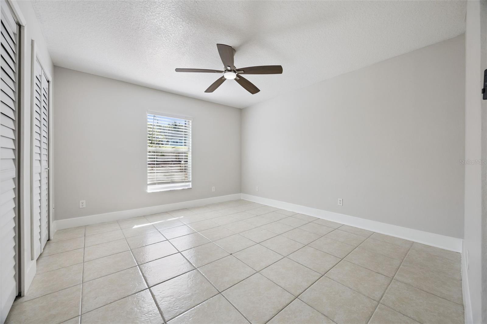 CLERMONT EDGEWOOD LAKE SUB - Residential