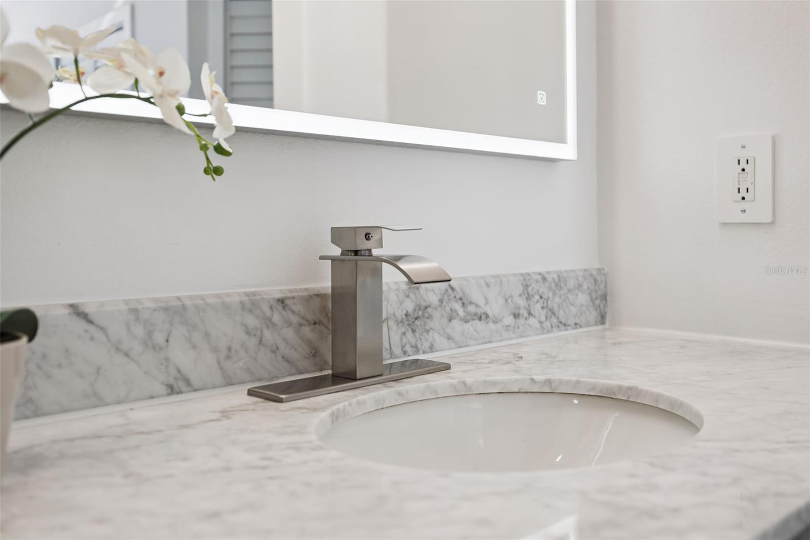 CLERMONT EDGEWOOD LAKE SUB - Residential