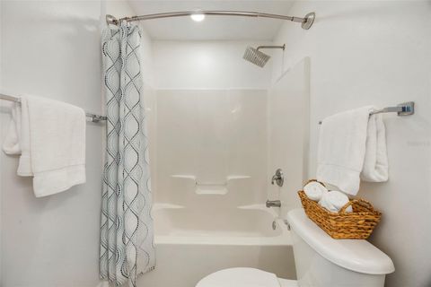 Tiny photo for 624 Brooke Court, Clermont, FL 34711 (MLS # S5140860)