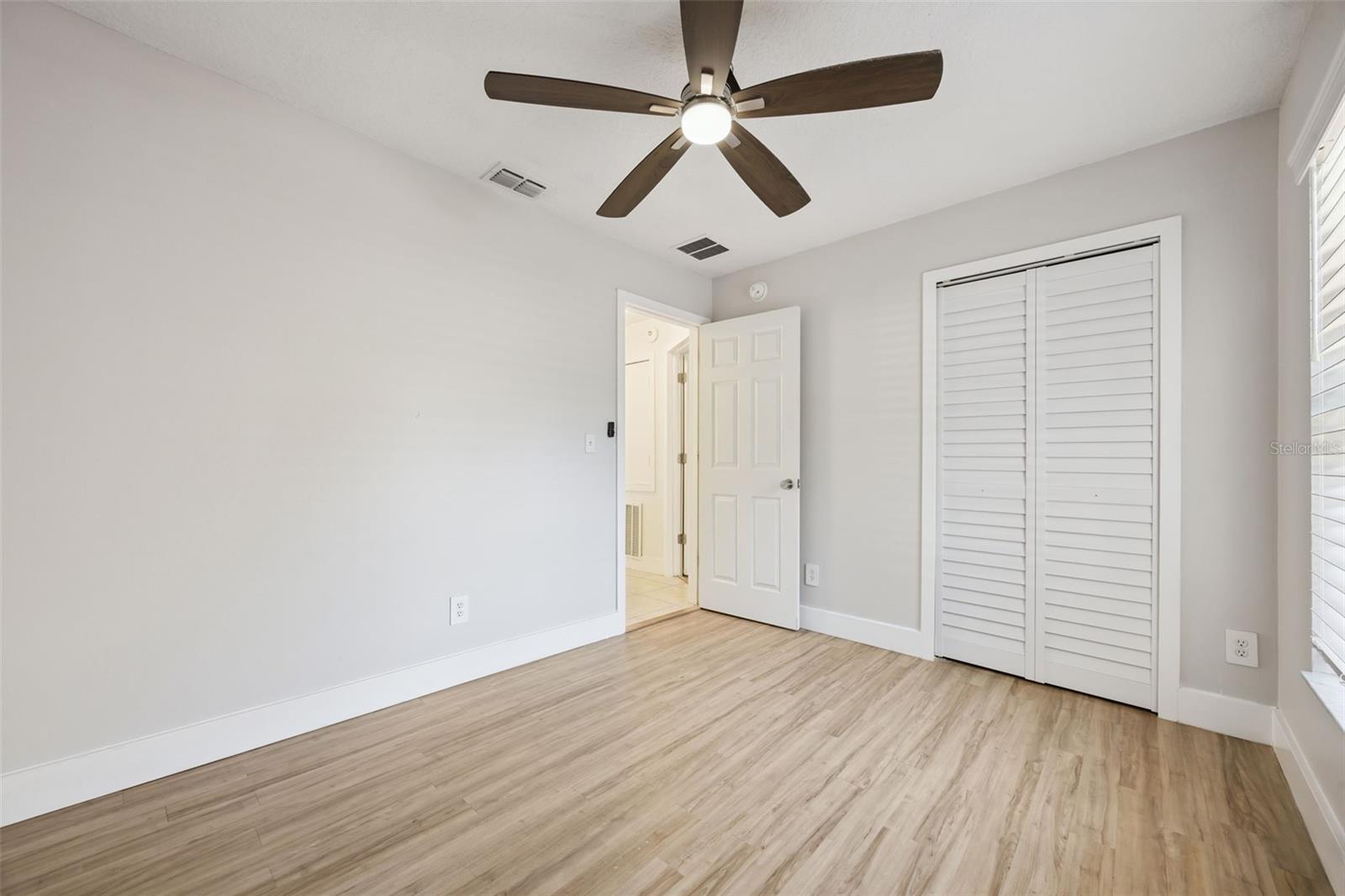 CLERMONT EDGEWOOD LAKE SUB - Residential