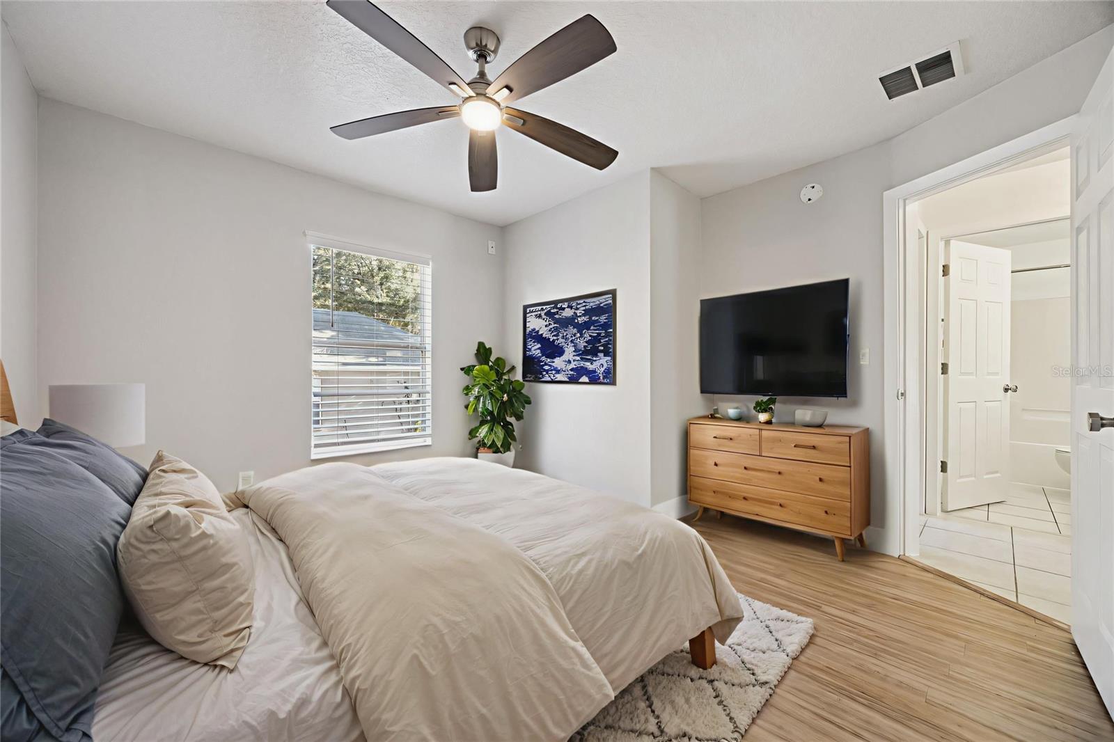 CLERMONT EDGEWOOD LAKE SUB - Residential