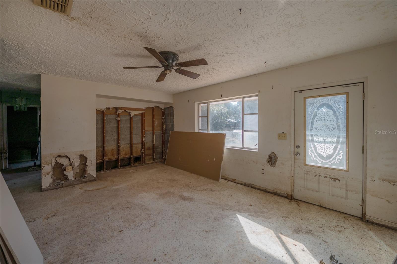 LAKEWOOD - Residential