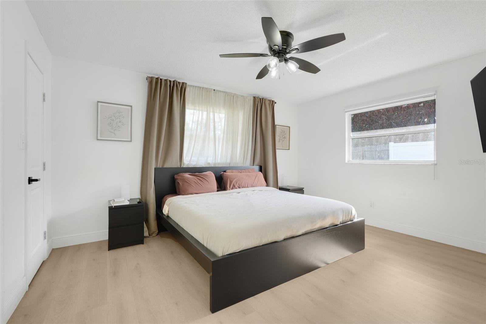 GRANADA WOODS - Residential