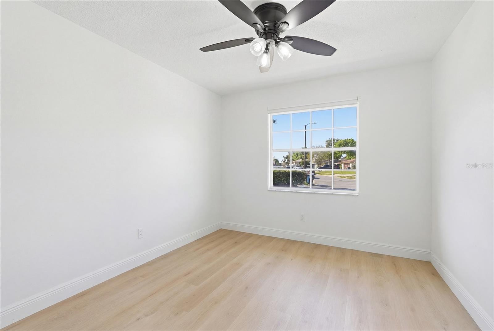 GRANADA WOODS - Residential