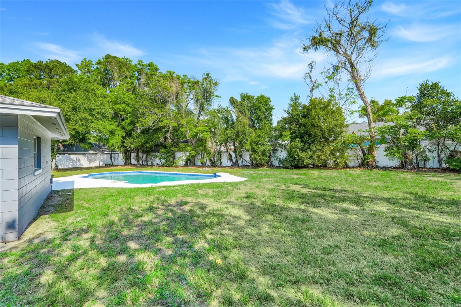 GRANADA WOODS - Residential