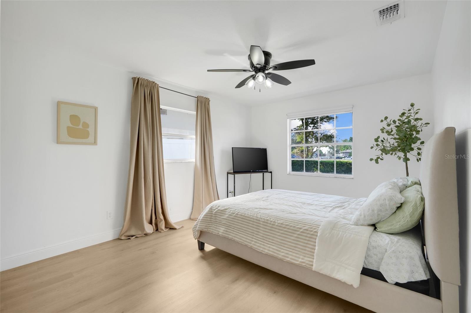 GRANADA WOODS - Residential