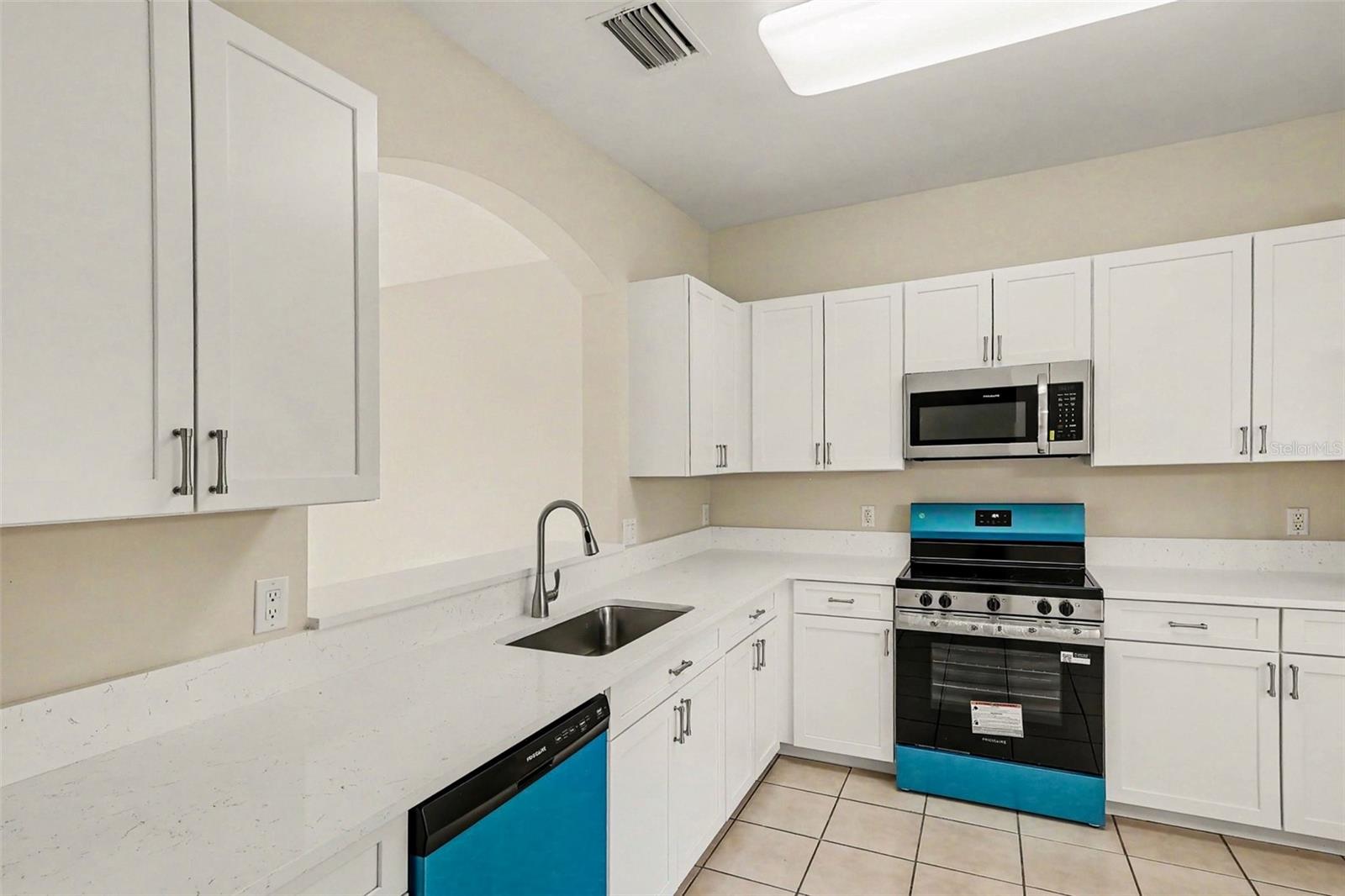 20072 HEATHERSTONE WAY 5