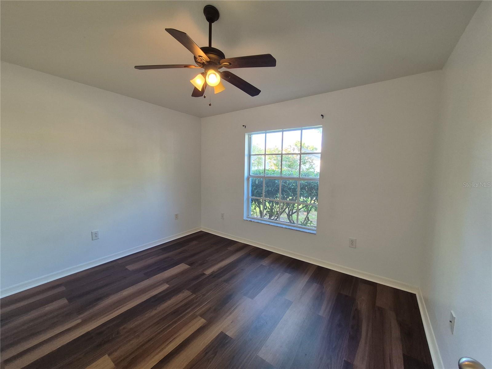 OAK CREEK PH 1 - Residential Lease