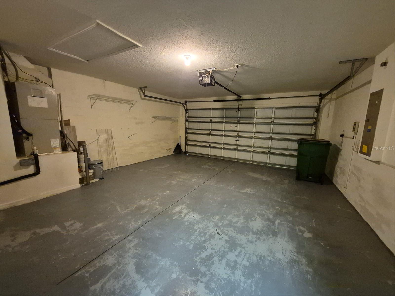 OAK CREEK PH 1 - Residential Lease
