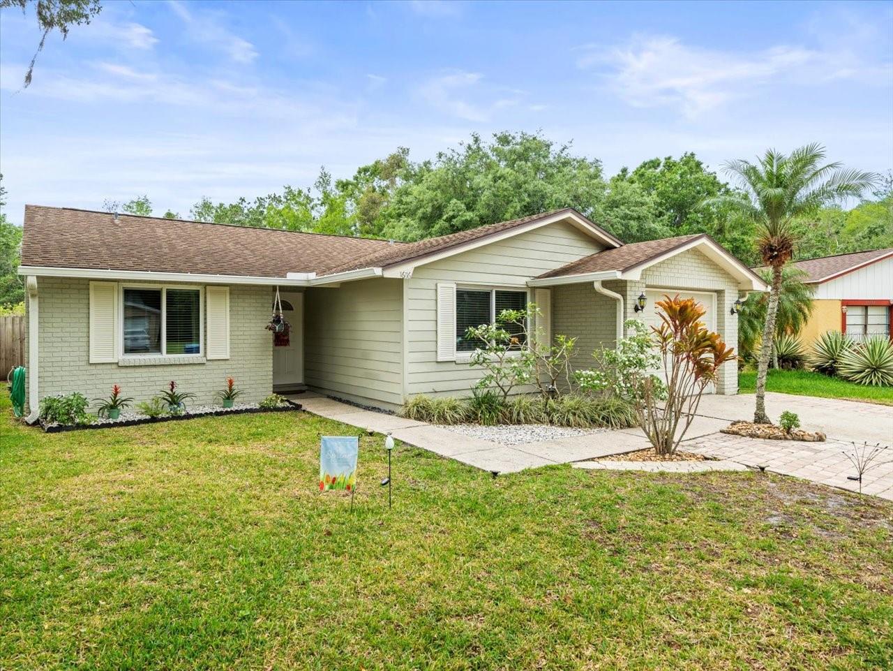 16116 MANORWOOD CIRCLE