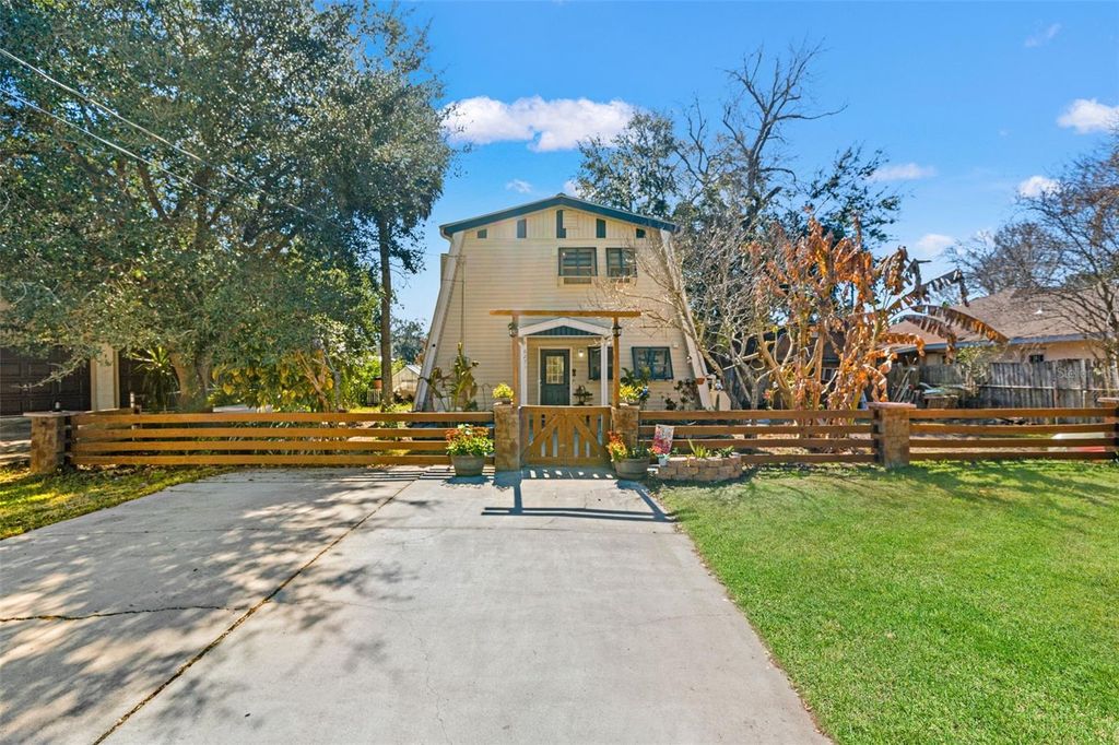 Photo of 6271 Colony Circle, Weeki Wachee, FL 34607 (MLS # W7882632)