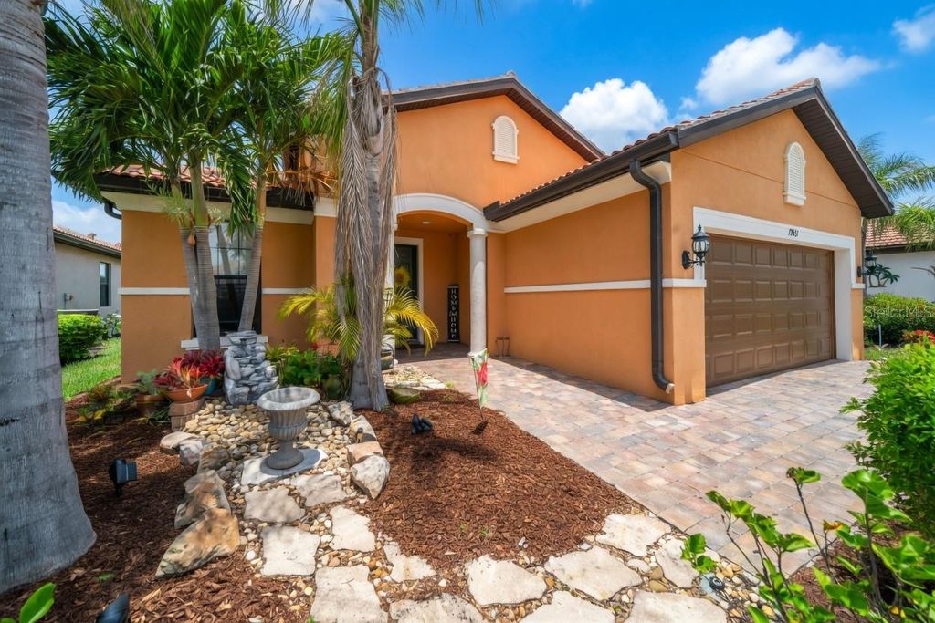 Photo of 19851 Quisto Street, Venice, FL 34293 (MLS # A4689551)