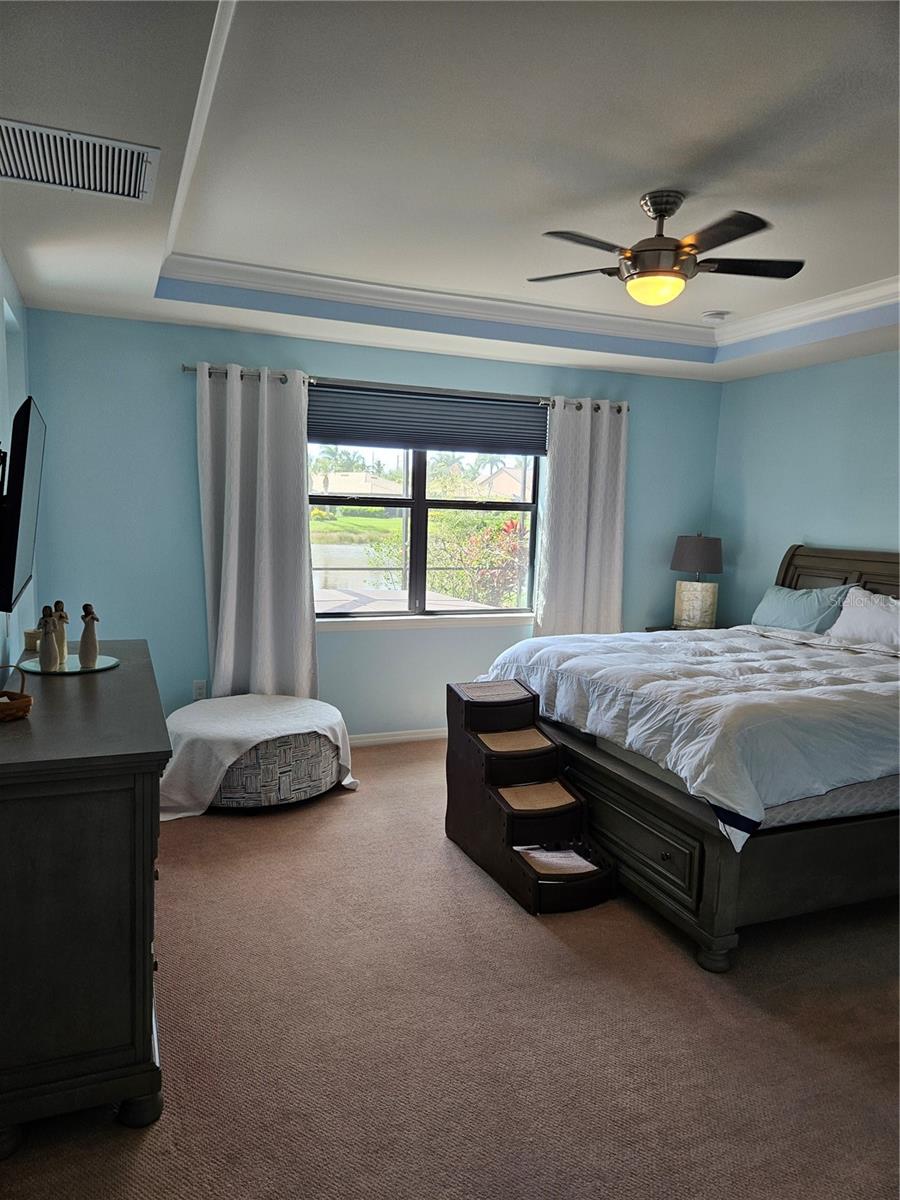 ISLANDWALK AT THE WEST VILLAGE - Residential