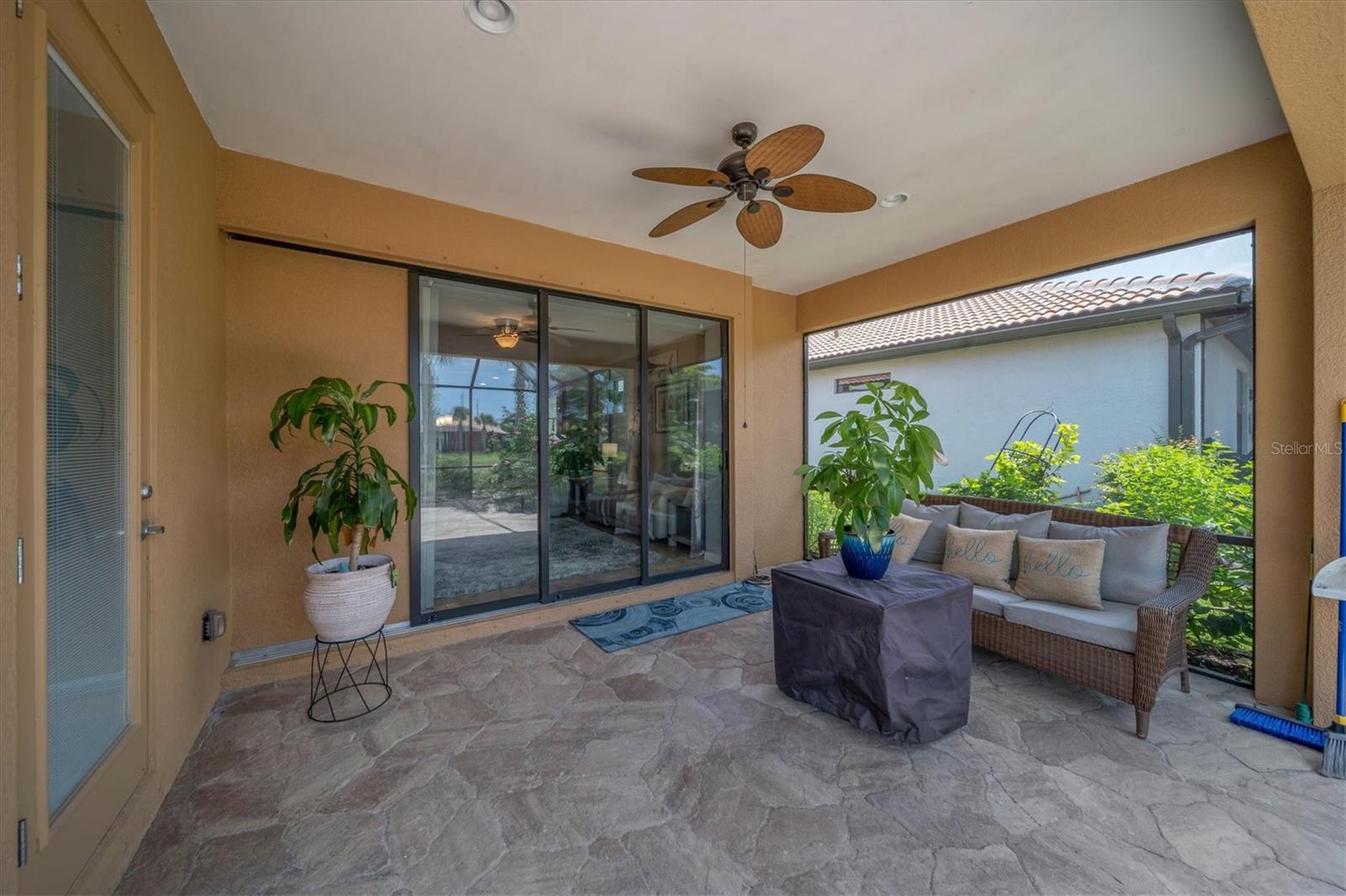 ISLANDWALK AT THE WEST VILLAGE - Residential