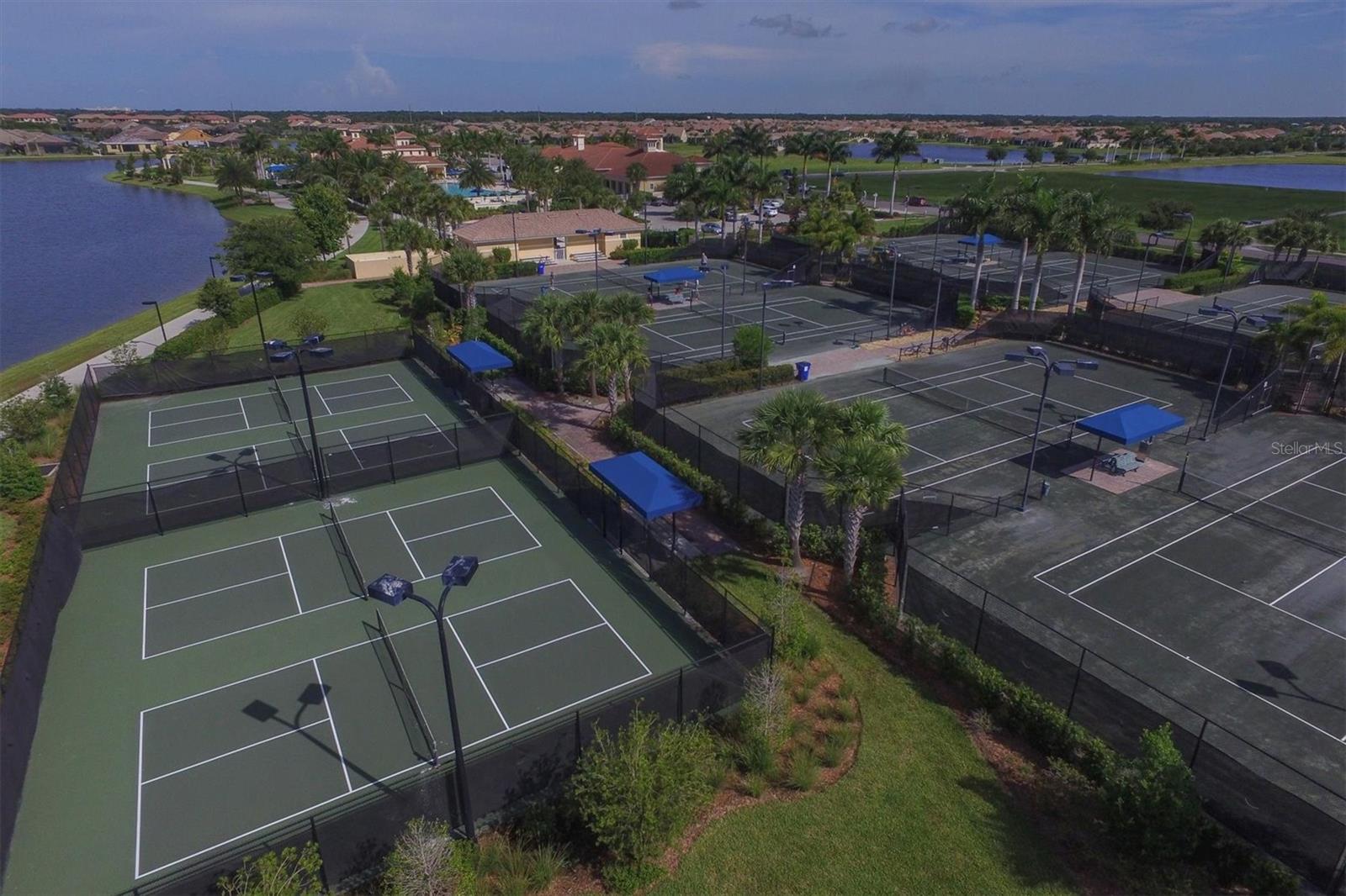 ISLANDWALK AT THE WEST VILLAGE - Residential