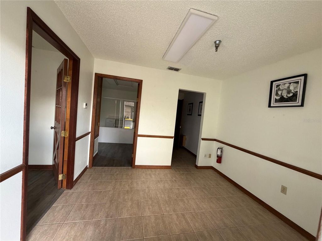 Photo of 409 Montgomery Road #105, Altamonte Springs, FL 32714 (MLS # O6403668)