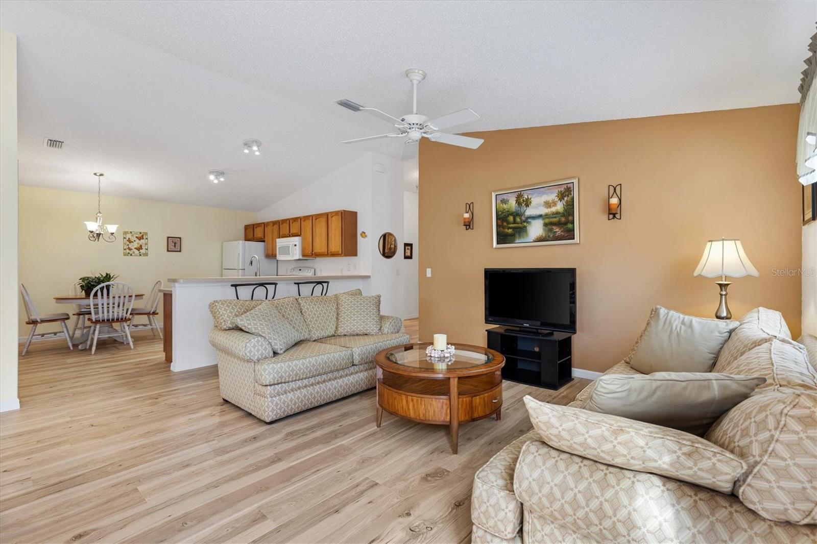 VILLAGES OF SUMTER HOLLY HILL VILLAS - Residential