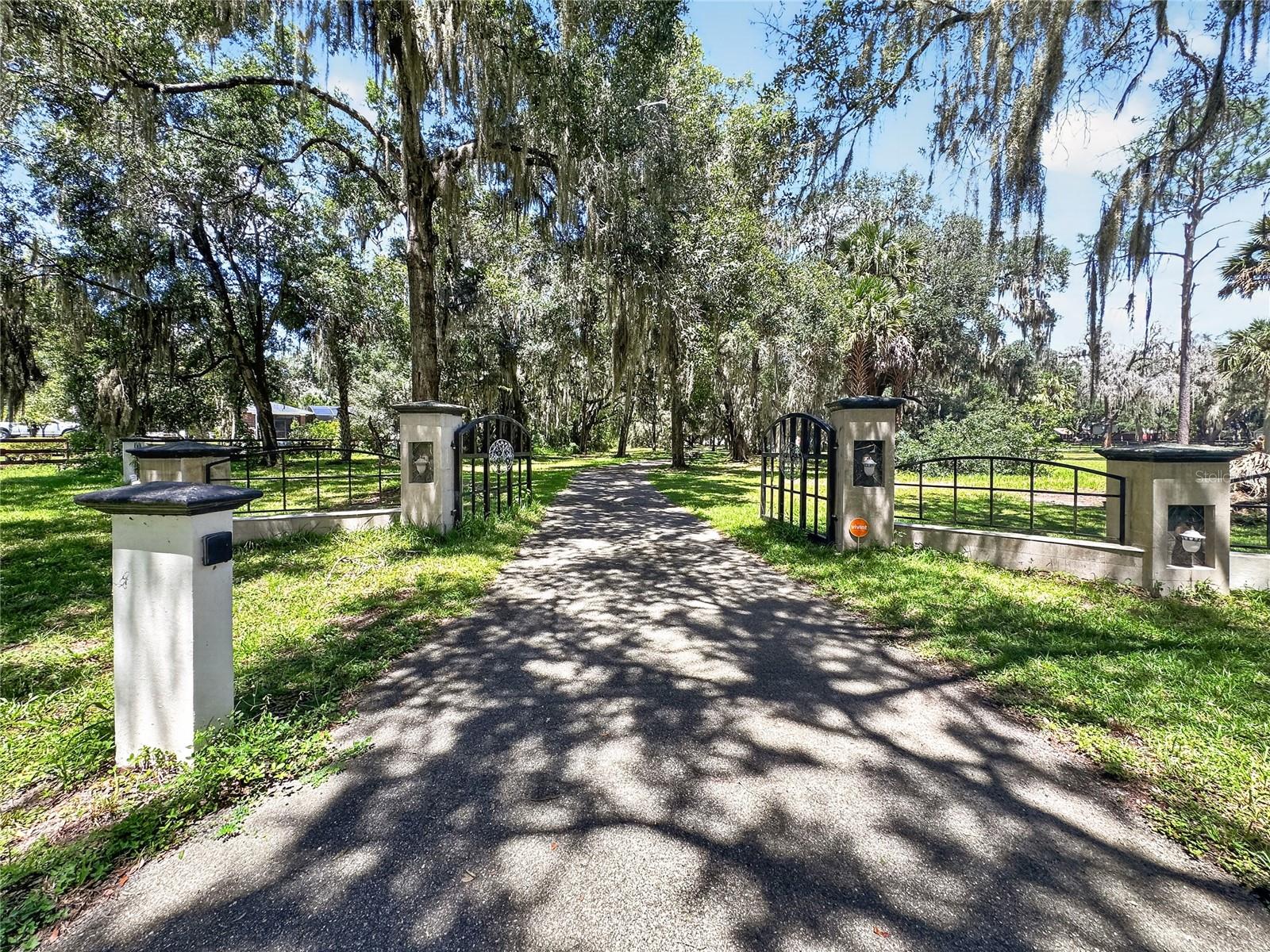10639 SE SUNSET HARBOR ROAD