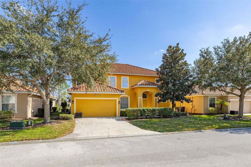 Photo of 4064 Oaktree Drive, Davenport, FL 33837 (MLS # S5140545)