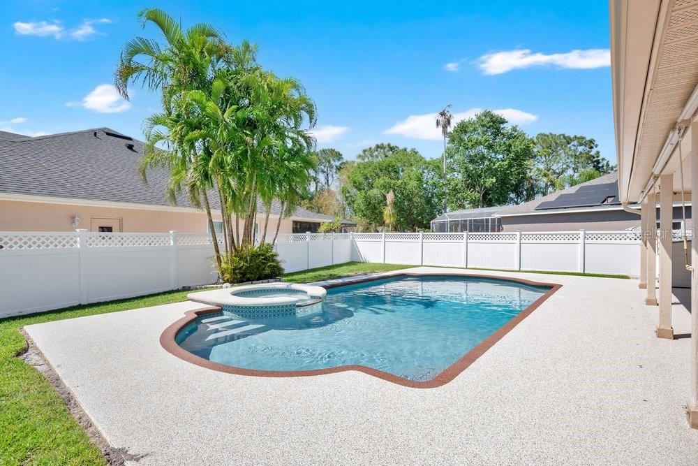 WATERFORD LAKES TRACT N-24 30/89 LOT 36 - Residential