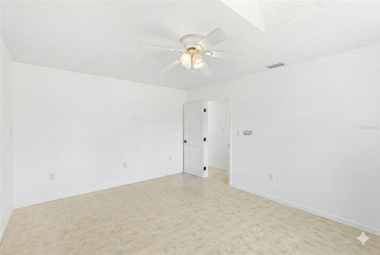 HIGHLAND SHORES SECOND UNIT - Residential