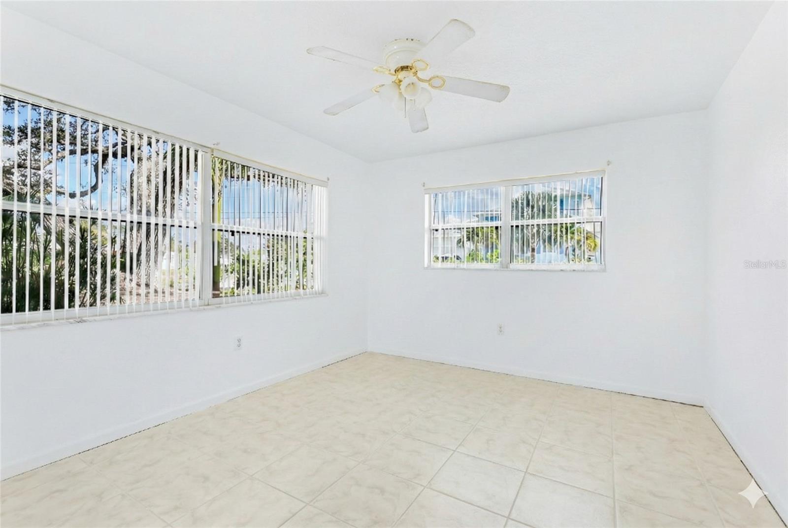 HIGHLAND SHORES SECOND UNIT - Residential