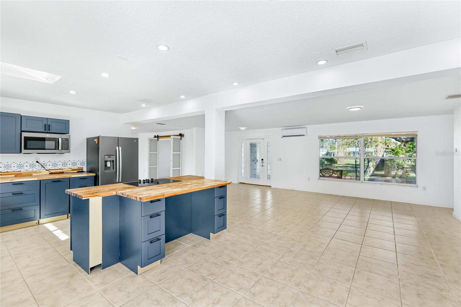 HIGHLAND SHORES SECOND UNIT - Residential