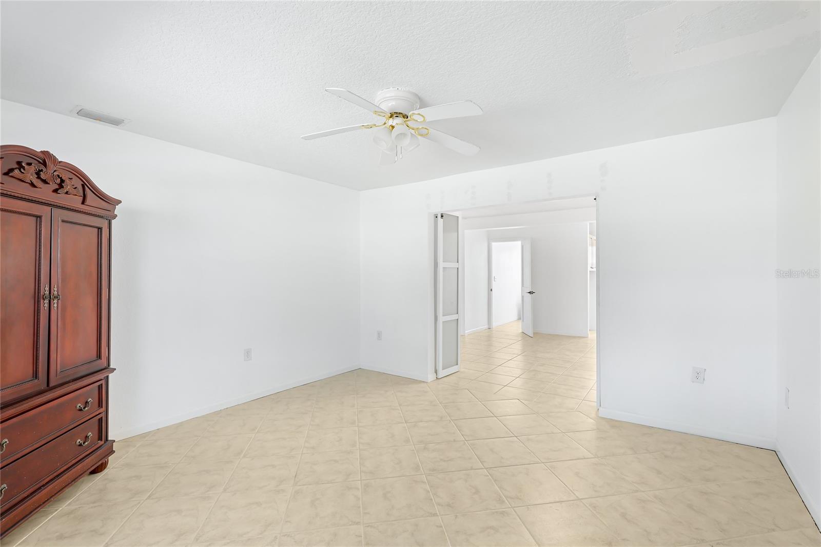 HIGHLAND SHORES SECOND UNIT - Residential