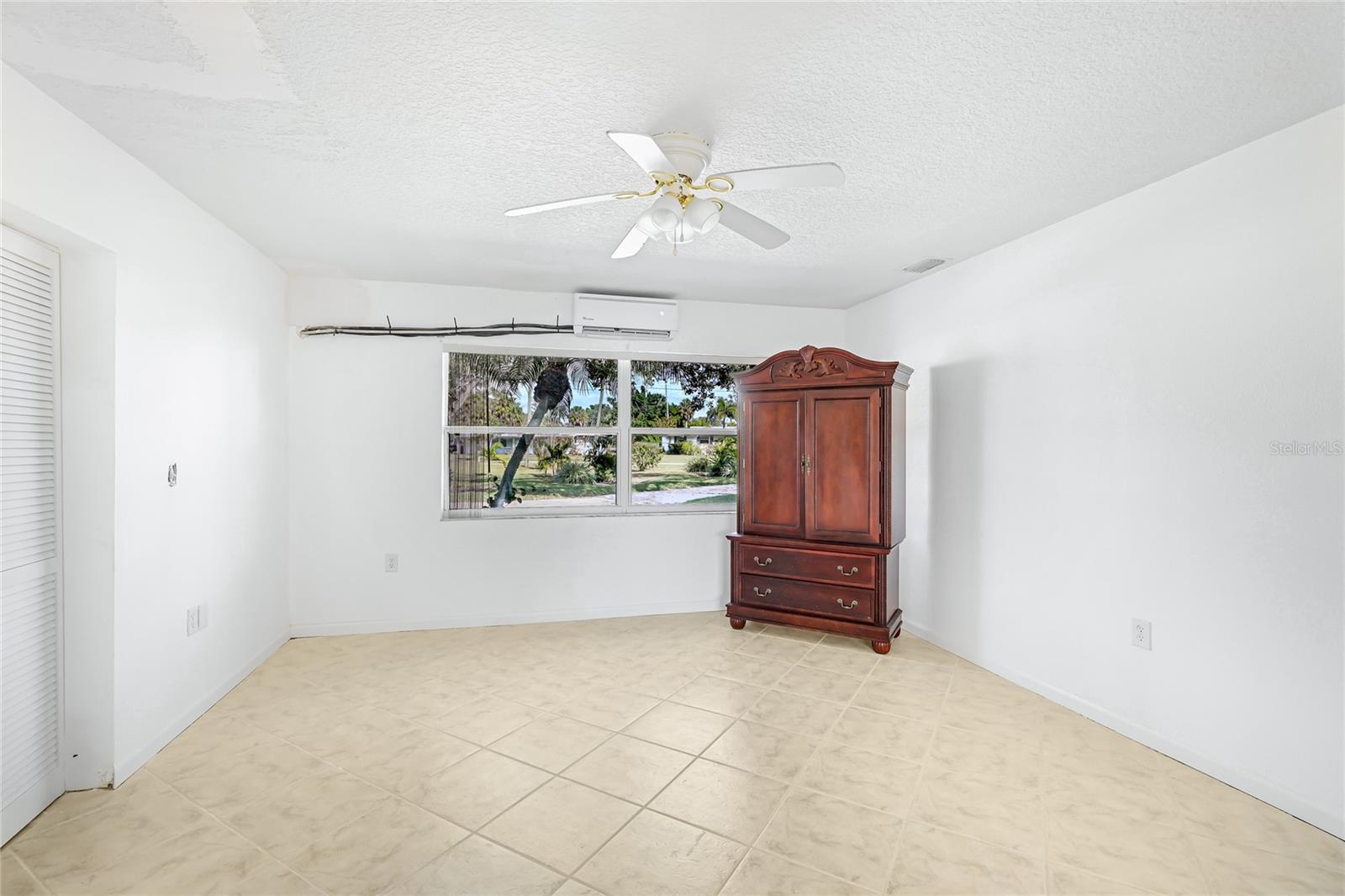 HIGHLAND SHORES SECOND UNIT - Residential