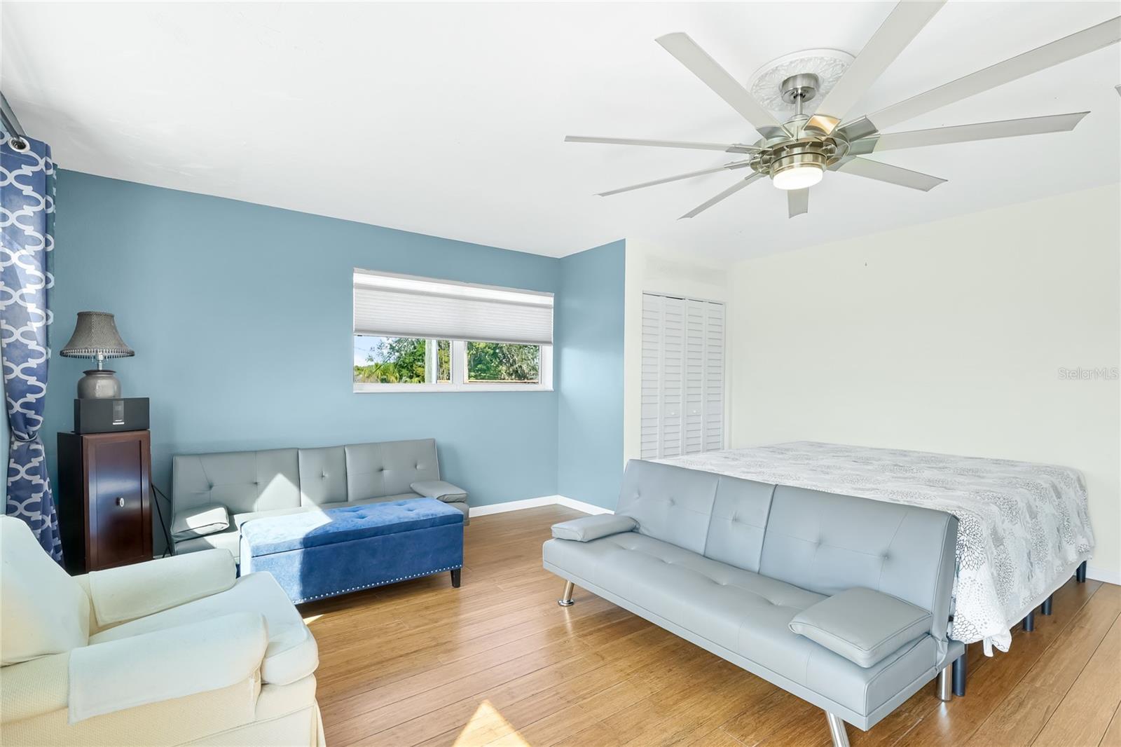 HIGHLAND SHORES SECOND UNIT - Residential