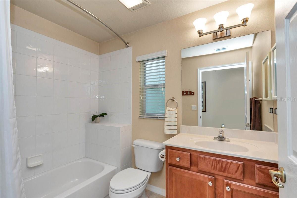 ROLLING HILLS UNIT 1 - Residential