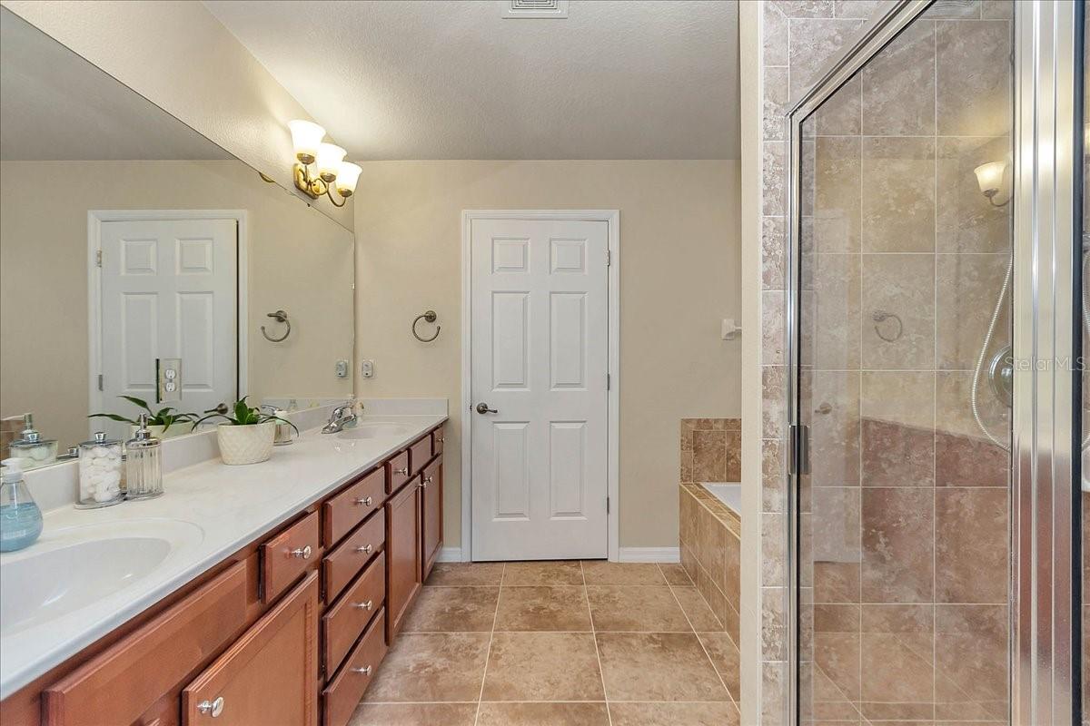 ROLLING HILLS UNIT 1 - Residential