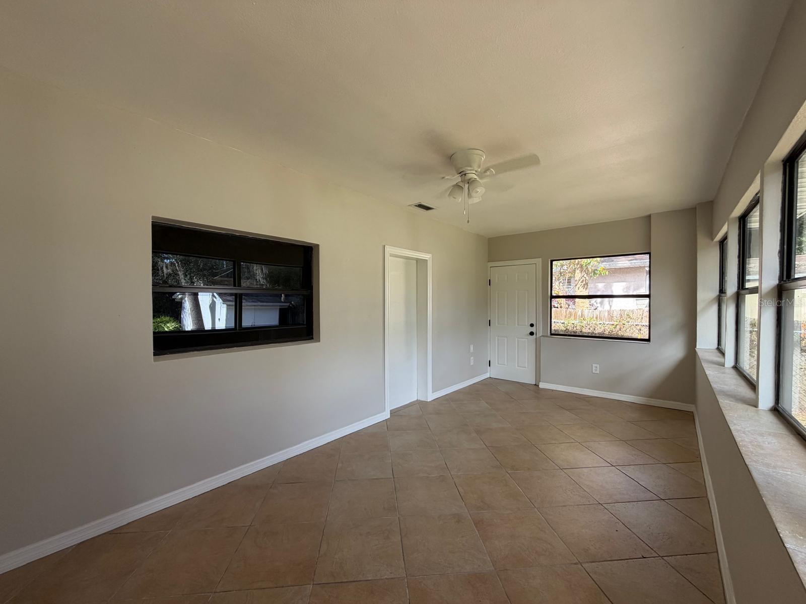 LAKE MC COY OAKS - Residential Lease