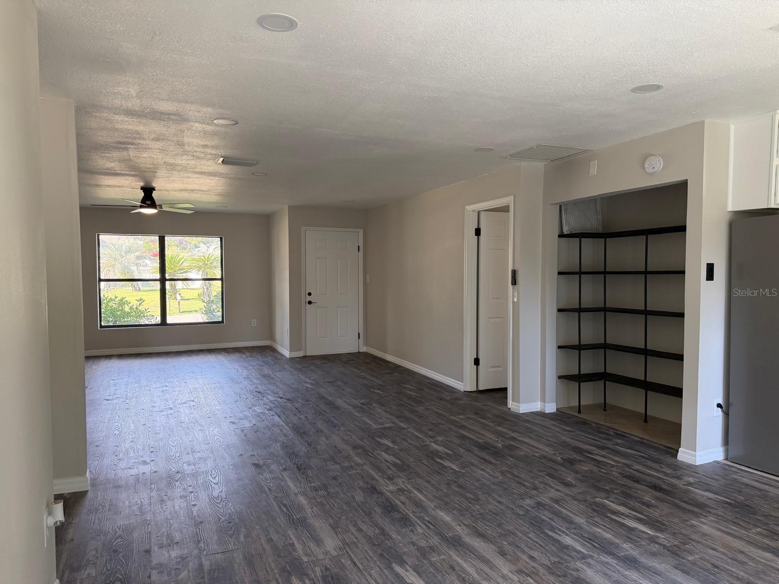 LAKE MC COY OAKS - Residential Lease