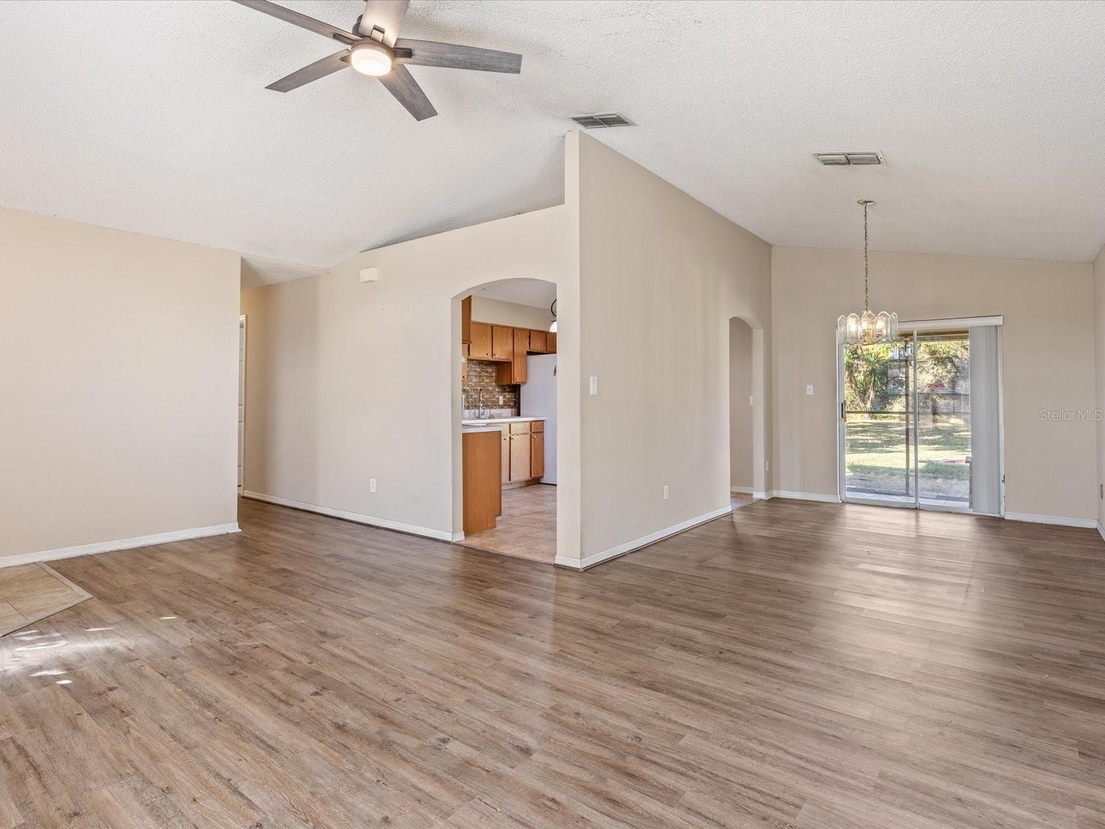 ORANGES PHASE 2 THE - Residential