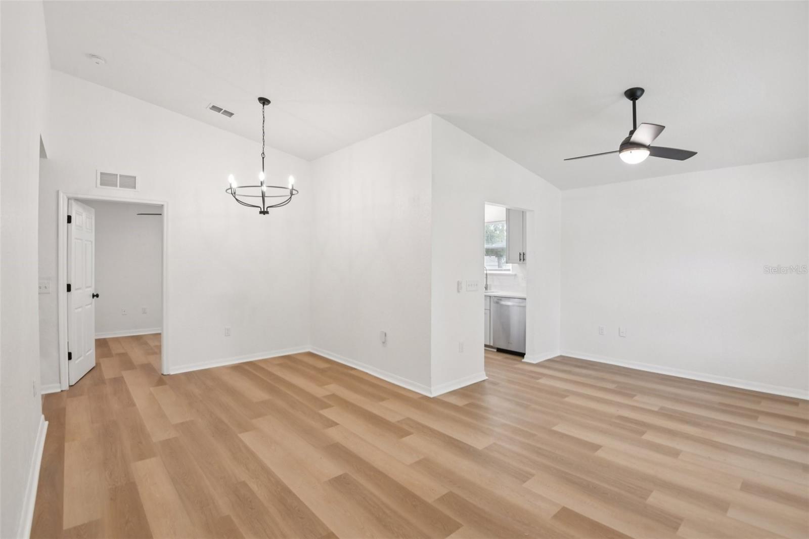 GLENWOOD PARK - Residential