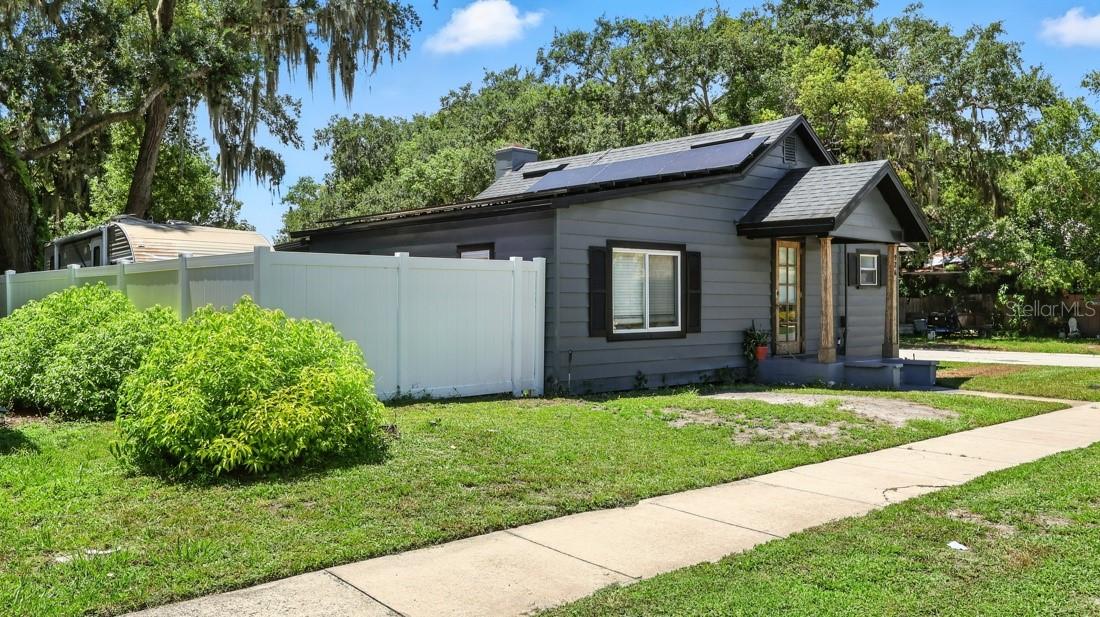 924 PATRICK STREET