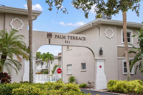 521 W VENICE AVENUE 17 VENICE FL 34285