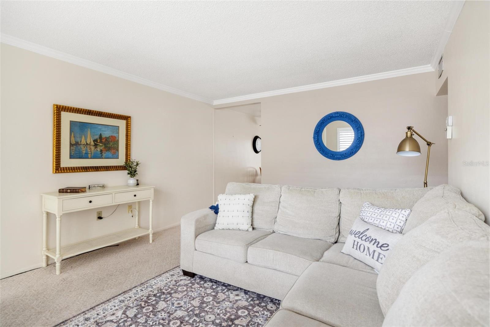 521 W VENICE AVENUE 17