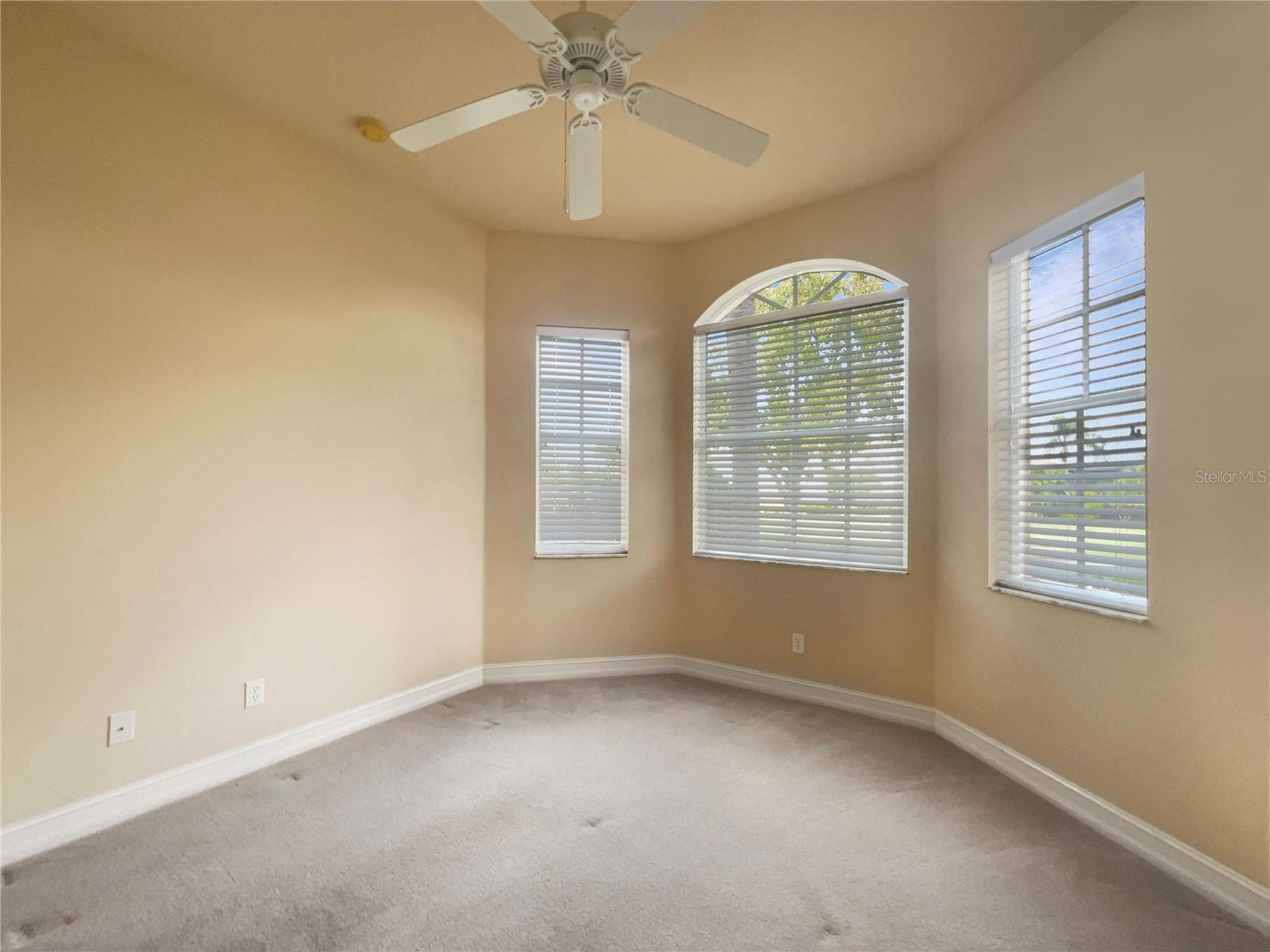 VALENCIA LAKES PH 2 - Residential