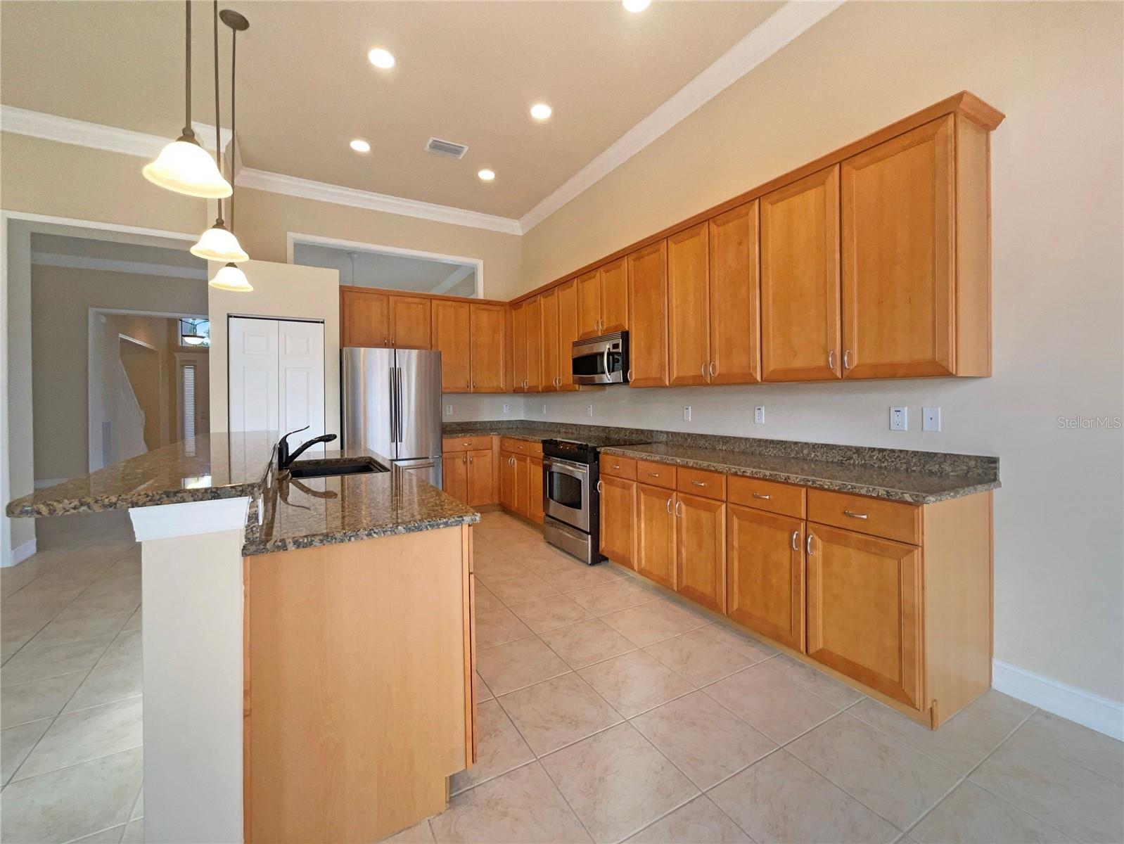 VALENCIA LAKES PH 2 - Residential