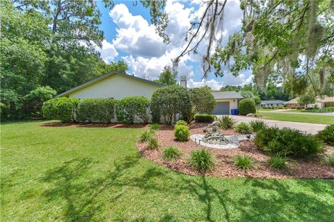 A home in HOMOSASSA