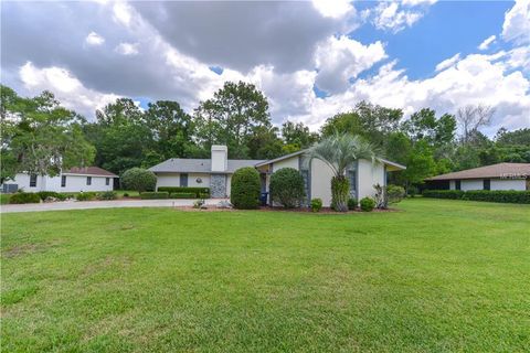 A home in HOMOSASSA